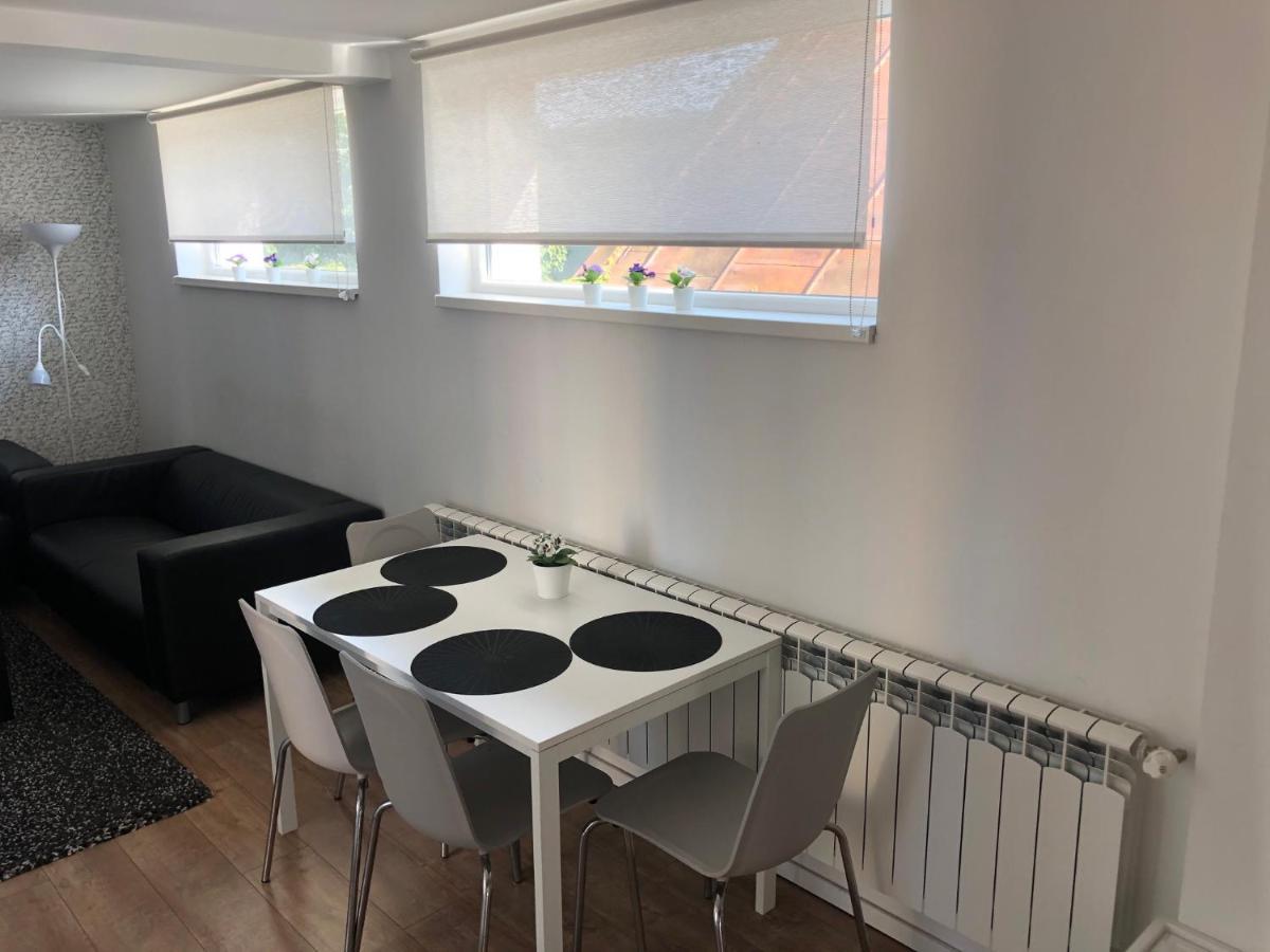 Apartman V Centre Michaloviec Михаловце Екстериор снимка