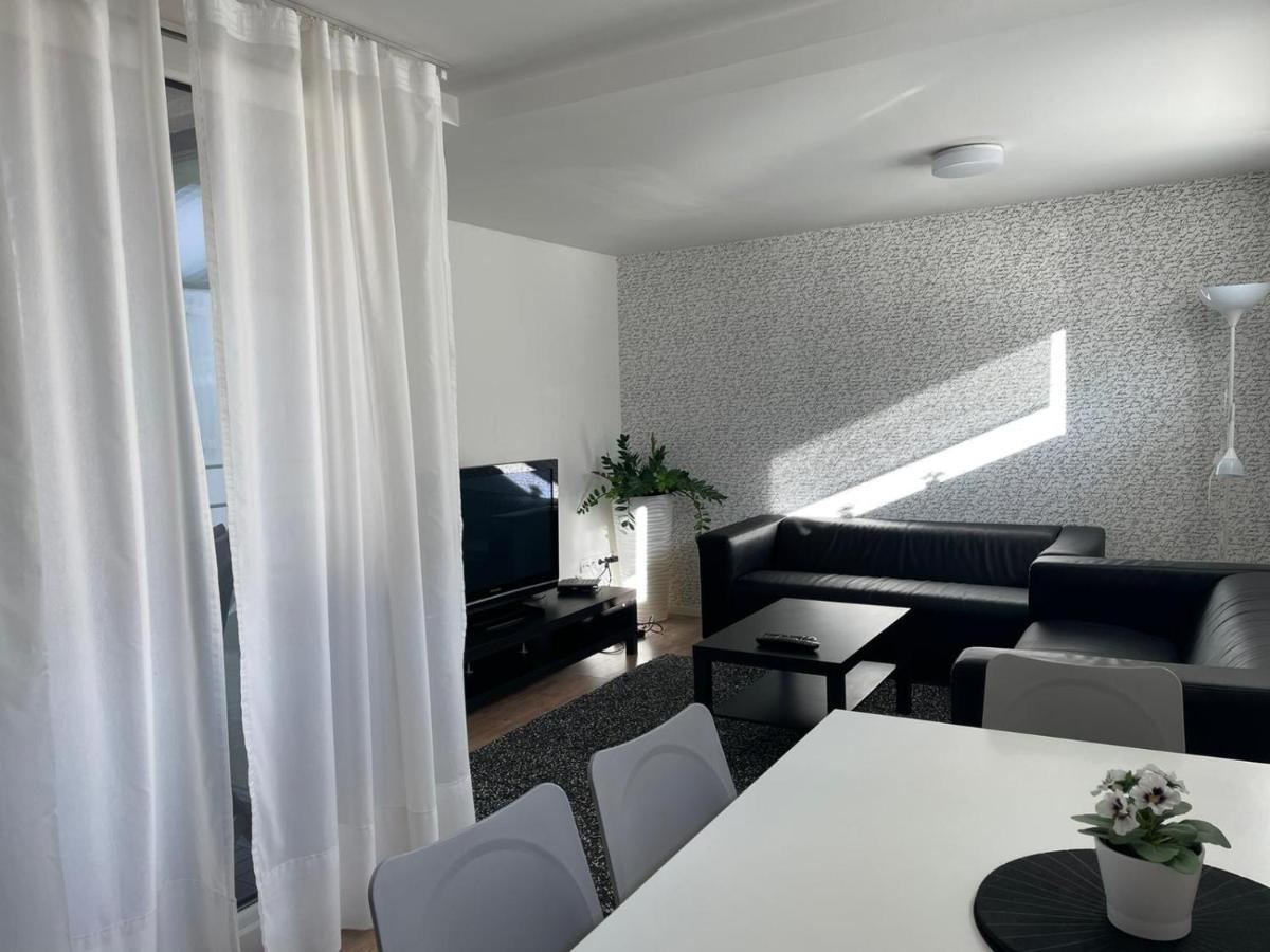 Apartman V Centre Michaloviec Михаловце Екстериор снимка