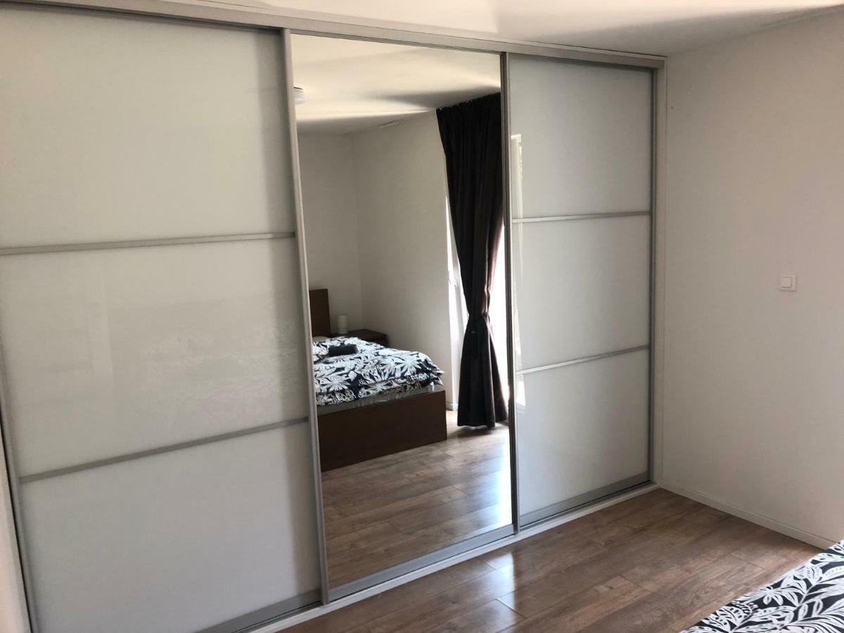 Apartman V Centre Michaloviec Михаловце Екстериор снимка