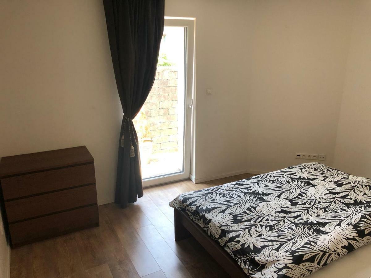 Apartman V Centre Michaloviec Михаловце Екстериор снимка