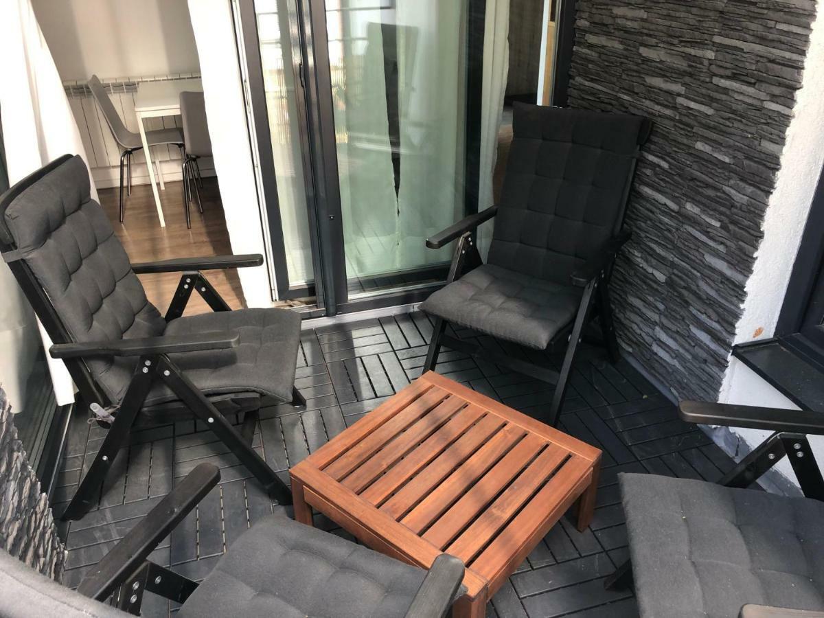 Apartman V Centre Michaloviec Михаловце Екстериор снимка